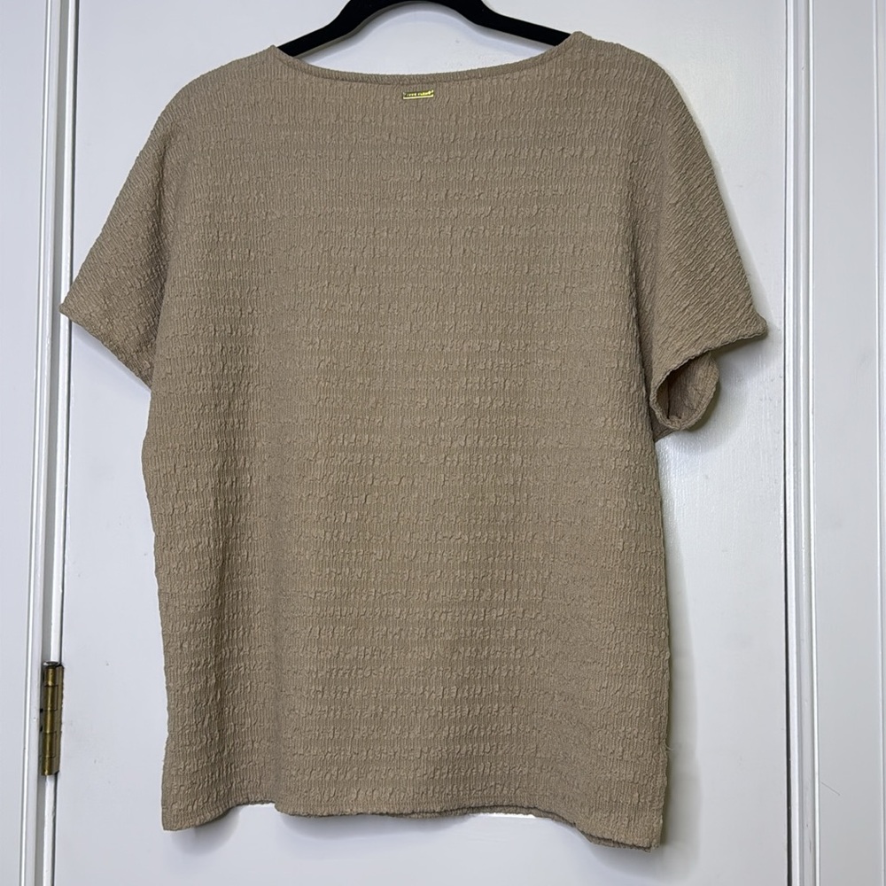 Anne Klein Beige Textured Short Sleeve Top - Picture 7 of 9